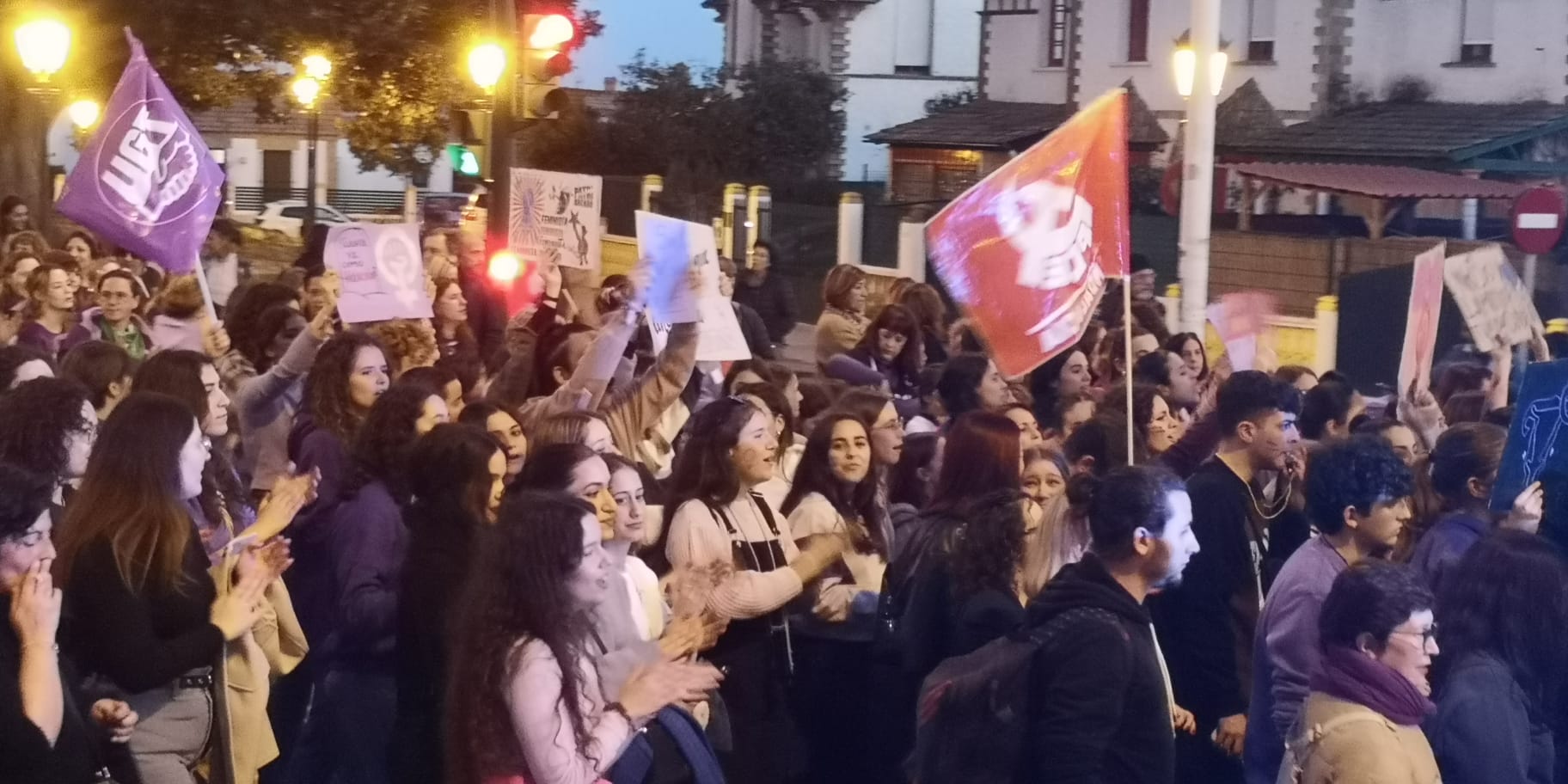 Queremos Saber 08-03-2023 Manifestación día de la Mujer en Huelva